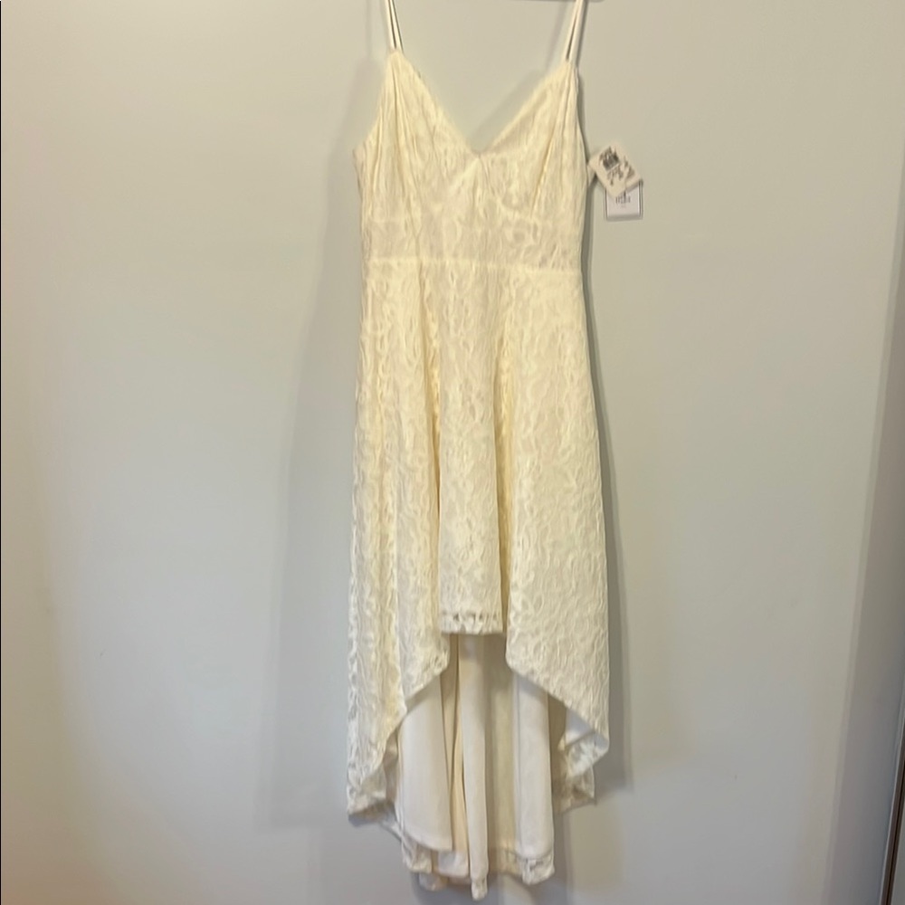 Cream Asymmetrical High-Low‎ Wedding Dress